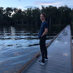 Meet your Posher, Thomas